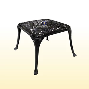 Meja Antik Besi Cor Jasmine Warna Hitam
