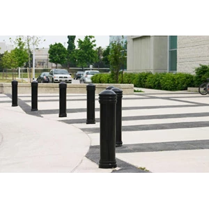 Bollard Trotoar Modern untuk Meningkatkan Keamanan Pejalan Kaki