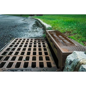 Optimalkan Fungsi Drainase dengan Grill Drainase Terbaru